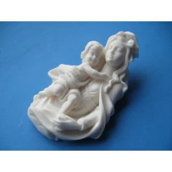 Matka Boża z Dzieciątkiem z alabastru A